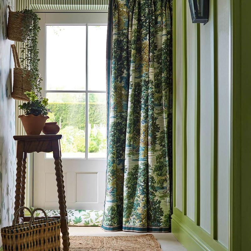 Papel pintado Sanderson Arboretum Pinetum Stripe Sap Green 217255